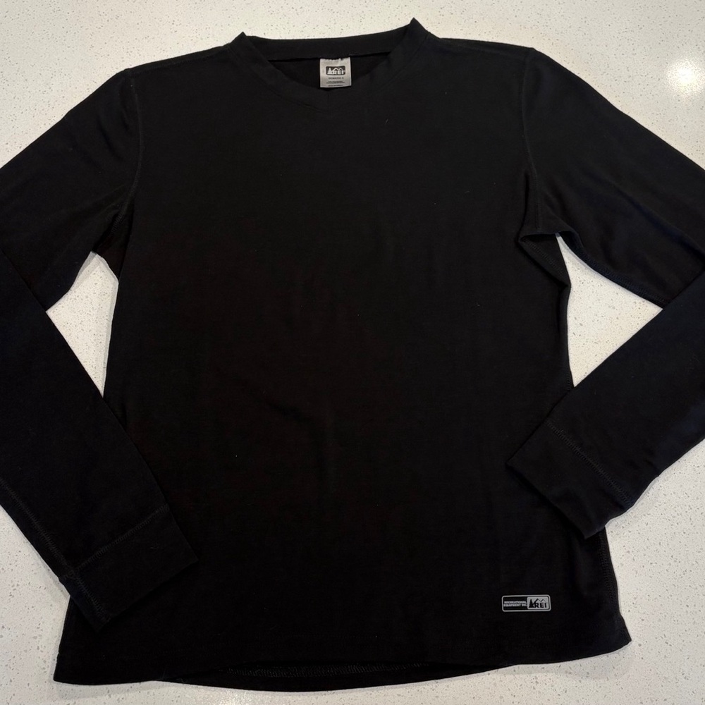 REI Black Long Sleeve V-Neck Shirt